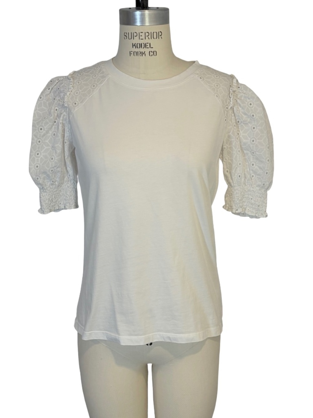 Veronica Beard Marcia White Eyelet Blouse SMALL White Puffed Sleeve Crewneck Top